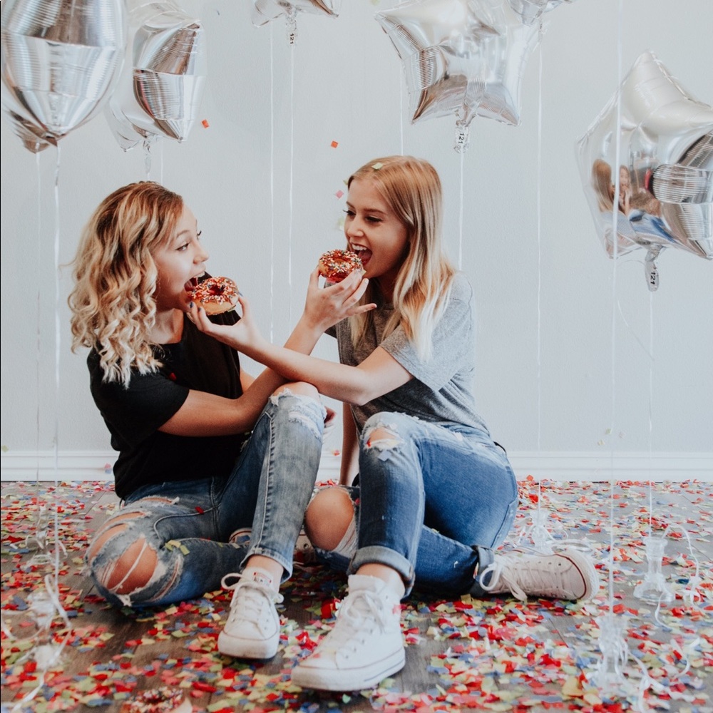 Meet your Posher, Macy